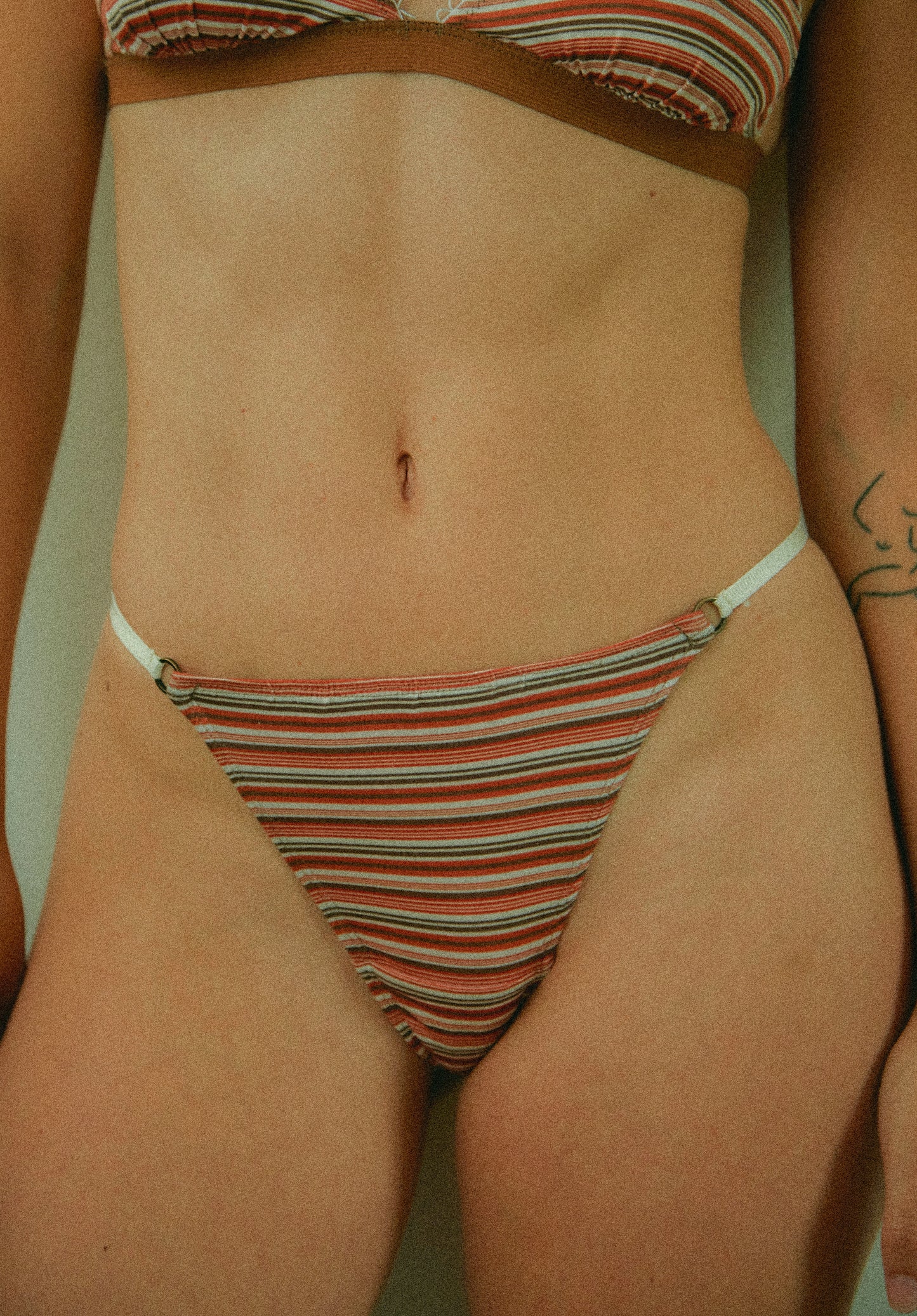 HENNA STRIPE DAINTY THONG